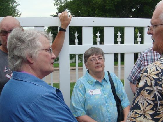 Ted Dossett, Susan (Ron) Anderson, Betty Lou (Wells) Dossett, & Jerry Fitch (Carolyn Peterson)